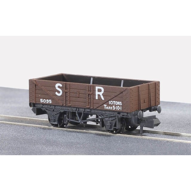 Peco NR-120 N Gauge 9ft Wheelbase Steel Type Solebars Chassis Kit